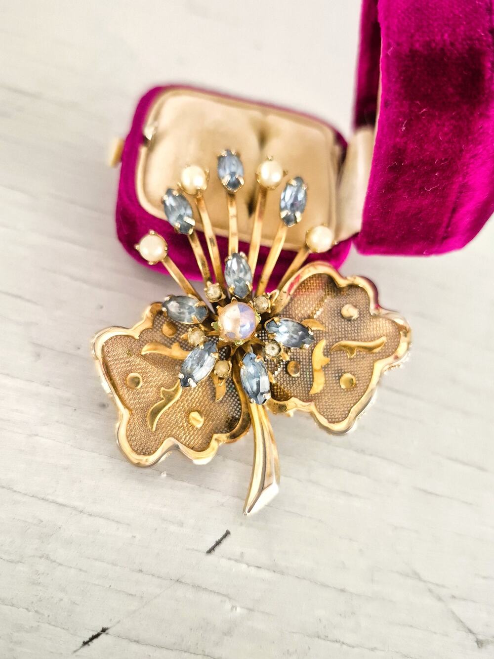 Vintage Gold Tone Blue Rhinestone and Faux Pearl Floral Brooch